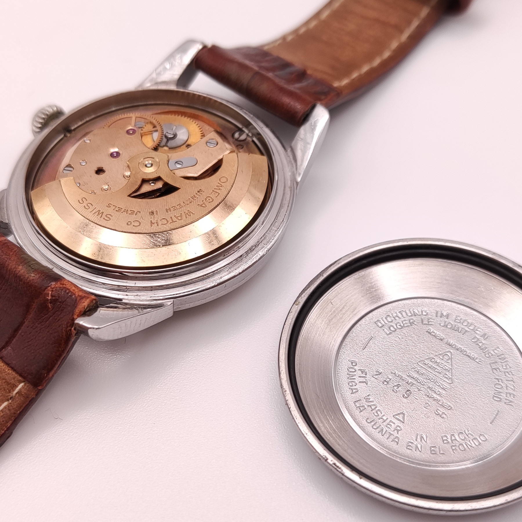 Omega Seamaster Calendar - Image 10